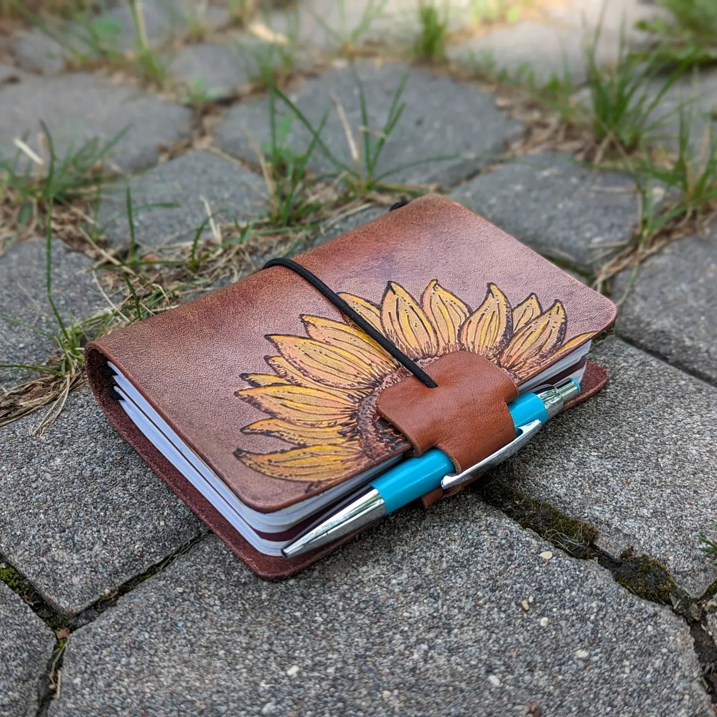 Passport-Size Fauxdori Refillable Notebook | Pyrography Sunflower