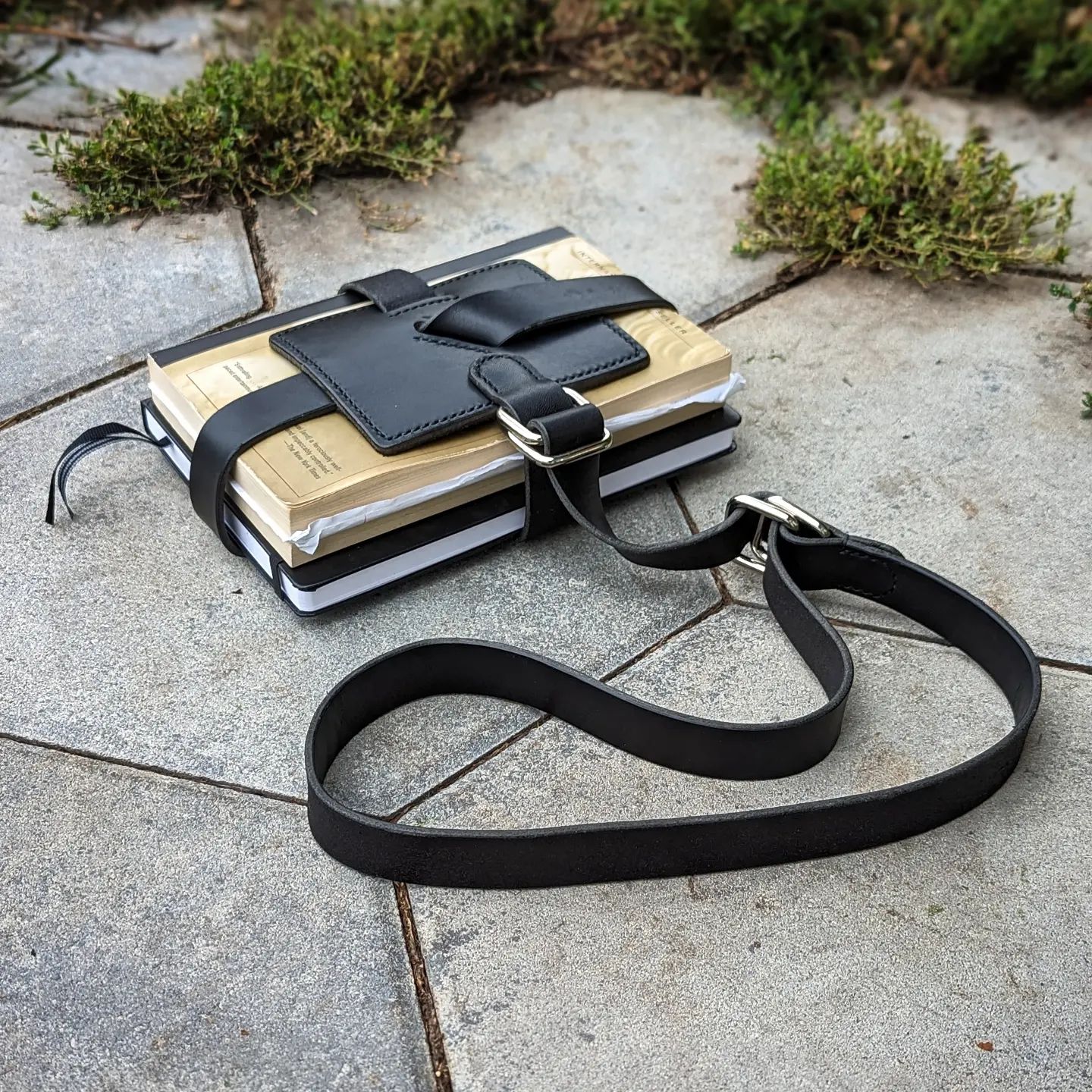'The Shelley' | Traveller Book Strap